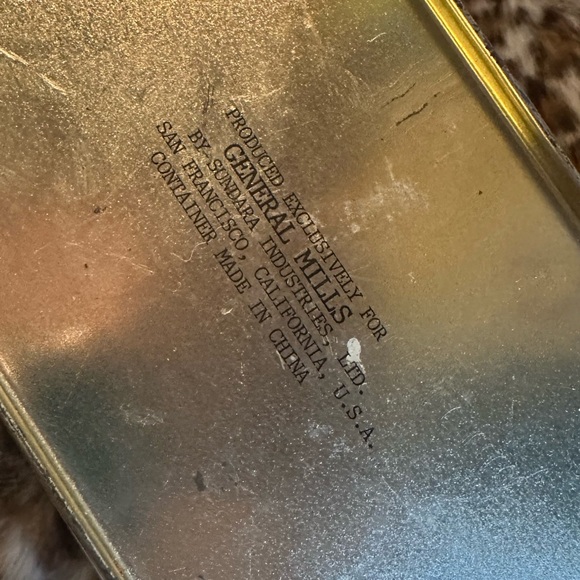 Vintage General Mills Washburn's Gold Medal Flour Recipe Box Tin - Picture 4 of 8